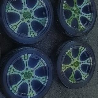 【ハイエース等に】18アルミ★used品