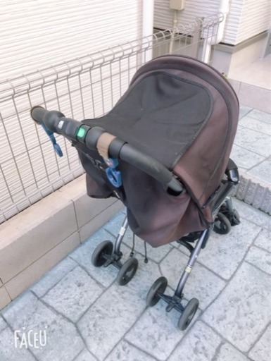 ベビーカーとベビーシート2点セット