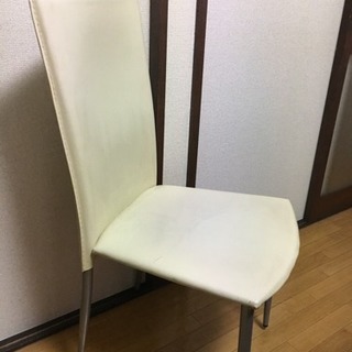 【無料】白い椅子