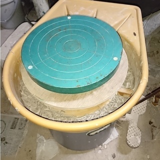 陶芸用品フルセット!!陶芸窯(ガス窯・ガス炉)・ろくろ(シンポ陶芸ろくろ)・棚板/支柱/粘土/釉薬/乳鉢《見学可 瀬戸市発》の画像