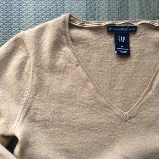 ☆GAP☆ ショート丈 ウールセーターの画像