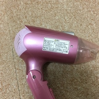 お話中パナソニックドライヤー差し上げます。