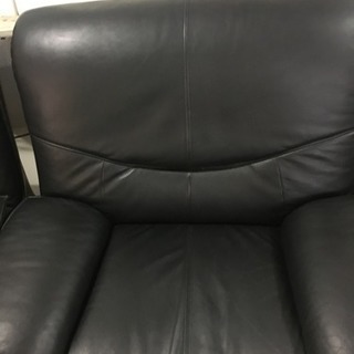 1/10　値下げ　アサヒ家具 高級 本革 日本製 1Pソファ 黒の画像