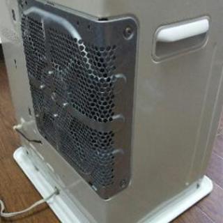 値下げ💴✨👛エコな石油ファンヒーターの画像