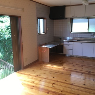 網代戸建て。高台に住まう！自然に囲まれて住んでみては！？ - 不動産売買（マンション/一戸建て）