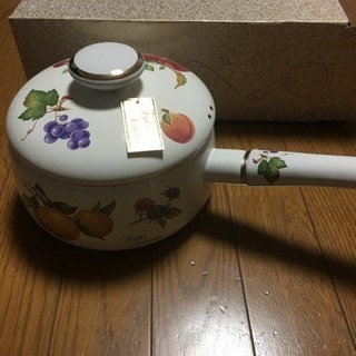 ホーロー鍋