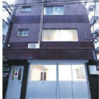 浜松町駅から徒歩10分 1,2階貸事務所 テナント 出入り口が広...