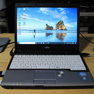 ノートパソコン　富士通　LIFEBOOK　 P772/G