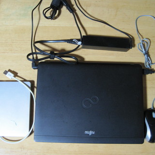 ノートパソコン　富士通　LIFEBOOK　 P772/Gの画像