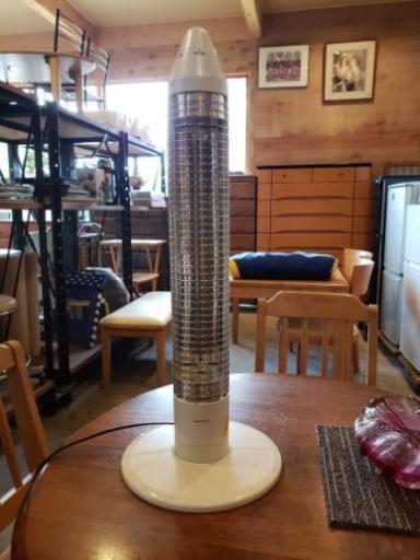 2014年製KOIZUMI遠赤電気ストーブ