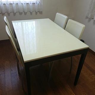 カフェ風ダイニングセット ダイニングテーブル & レザーチェア ４脚