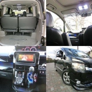 ★売約　２０年ヴォクシーＺＳ　エアロ　両側Ｐスライド　Ｗサンルーフ　ナビ＆ＴＶ＆ＤＶＤ　バッグモニター　ＬＥＤ＆イルミ　　Ｃｌａｚｚｉｏの画像