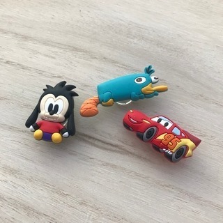 【お話し中】【新品未使用】クロックスのジビッツ ディズニーキャラ...