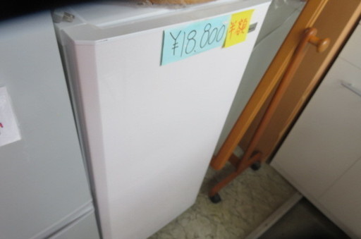 Haier 13年式　冷凍庫　100l 半額