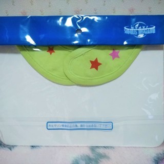★★未開封品!!USJ土産「セサミストリート」綿100%のスタイ・フリーサイズ★★の画像