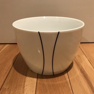 北欧で買ったmenuの大ボウルの画像