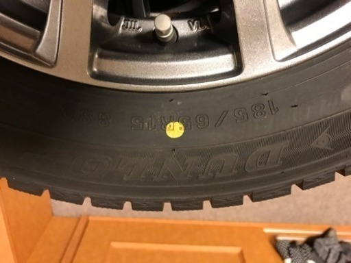 冬スタッドレスタイヤ ダンロップウインターマックス01 アルミホイール付きです！！