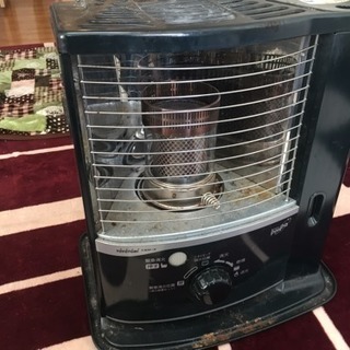 灯油タンク、☆本日限り値下げ☆ポンプ、トレーつき☆停電時でも使え...