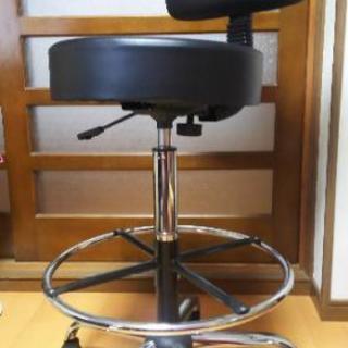 ハイスツール（キャスター付き）