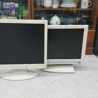 [無料] 液晶モニタ 2台 Acer SHARP