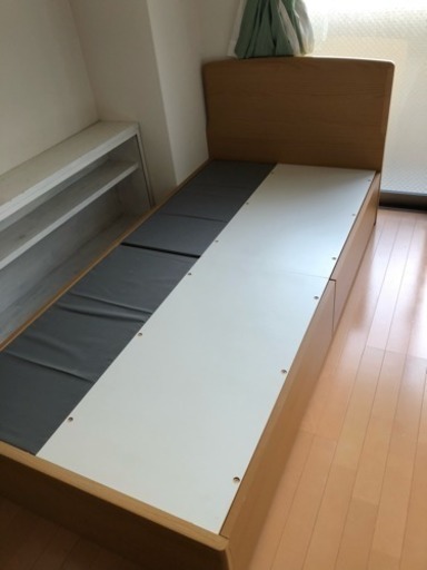 シングルベッド（収納有り）
