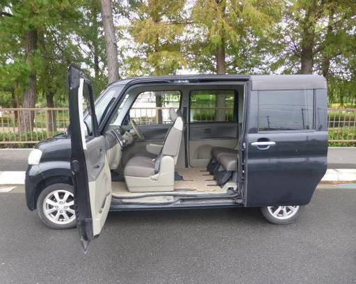 タント 電動スライドドアー L375S ピラーレス 人気の黒 スライドドア