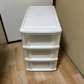 3段衣装ケース