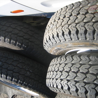 195R15LT    8PL