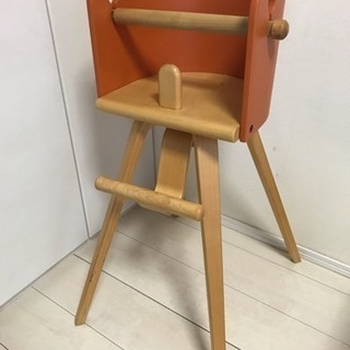 CAROTAのおしゃれなベビーチェア 定価24,800円