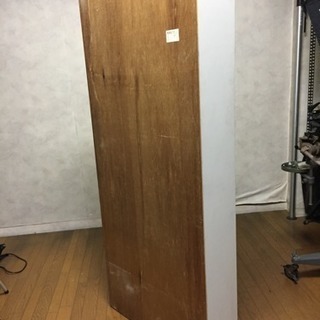 白い棚の画像