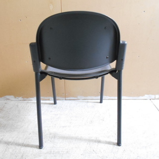 プラス　スタックチェア『良品中古』複数入荷！【リサイクルショップサルフ】の画像