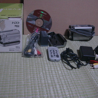 Everio ビデオカメラ GZ-MG330-S 