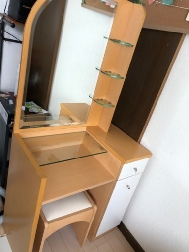 ドレッサー