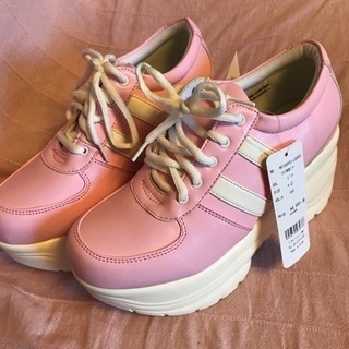 ウィゴー 厚底サンダル