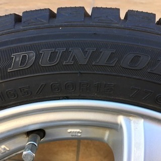 ダンロップスタッドレスタイヤ 165/60R15 ハスラーで使用