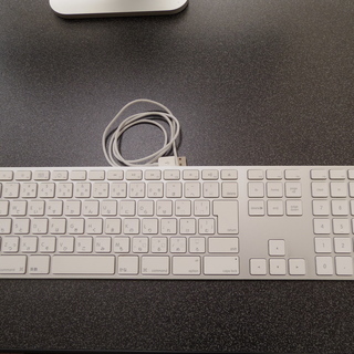 Apple iMac2007 20インチ 起動可 値下げ】iMac 2007 20インチ 純正キーボード＆起動ディスク付き