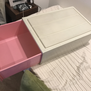 衣装ケース（白ピンク）譲りますの画像