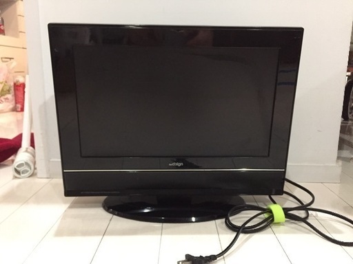 取引中 テレビ 17インチ 液晶 バイデザインリモコン付き ３１日か1日引き渡し希望