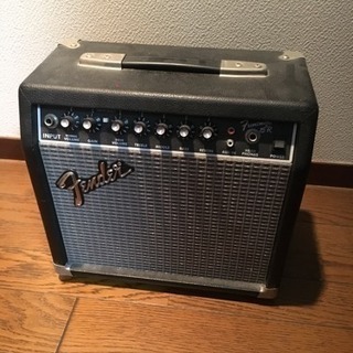 ギターアンプ (Fender Frontman 15R)