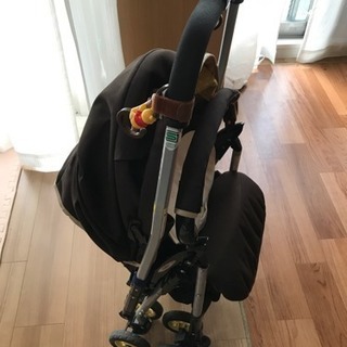 アプリカ ベビーカーの画像