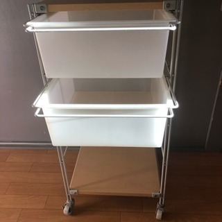 無印キャスター付き収納。差し上げます。の画像