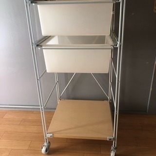 無印キャスター付き収納。差し上げます。の画像