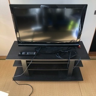 32型テレビとテレビ台