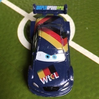 カーズ トミカ マックス・シュネル