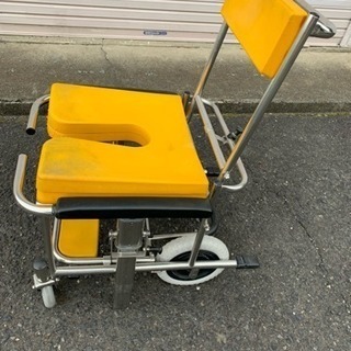 カワムラサイクル 入浴、シャワー用車椅子