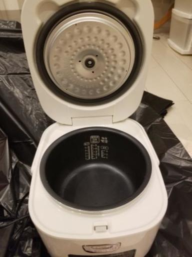 炊飯器売ります。１