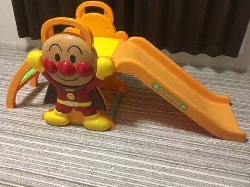 アンパンマン 滑り台