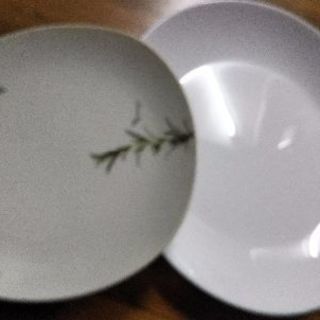 無料☆皿二枚