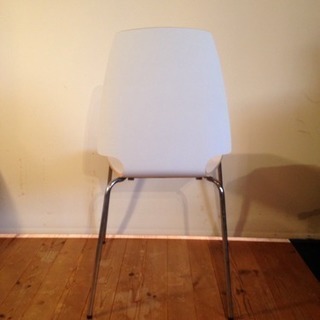 IKEA ダイニングチェア ホワイト！の画像
