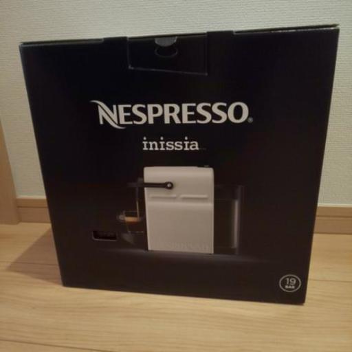 Nespresso inissia コーヒーメーカー